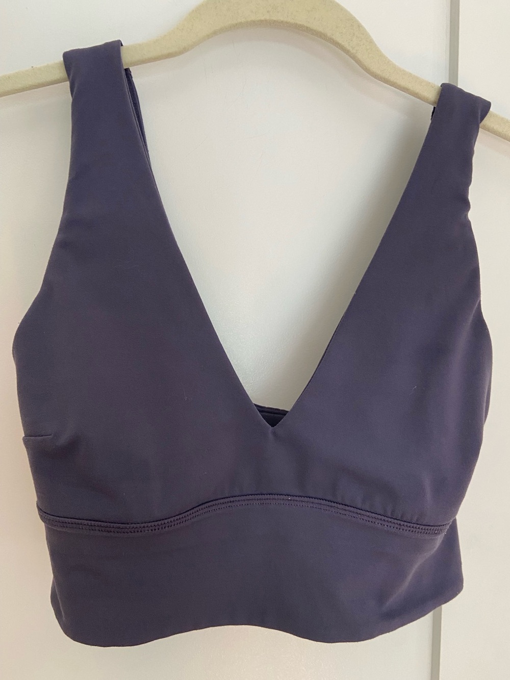 18. Size 6 LULULEMON Purple Blue Align Bra